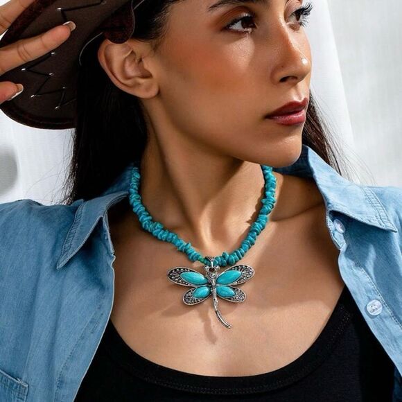Vintage Western style Cowboy Inspired Turquoise Dragonfly Beads Necklace Pendant - Picture 3 of 12
